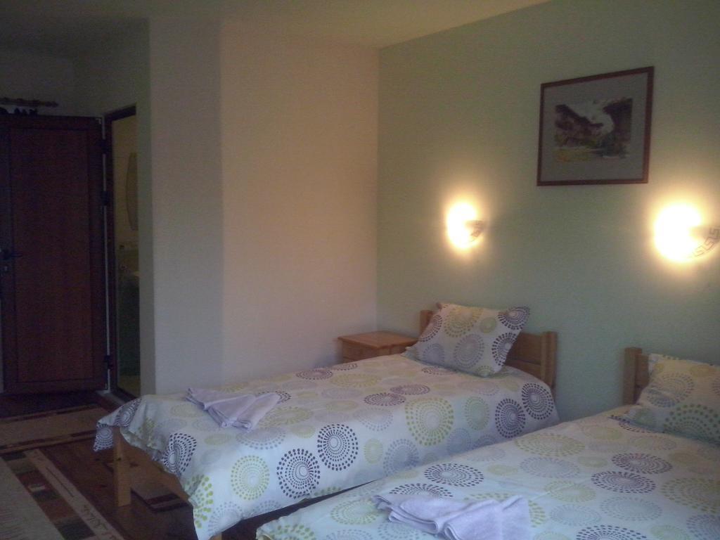 Guest House Friends Emen Pokój zdjęcie